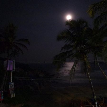 Stay Well Ayurvedic Beach Resort Kovalam Exterior foto